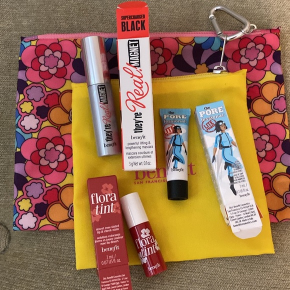 Benefit Pouch and Minis - Picture 6 of 6